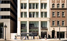 Arlo Chicago